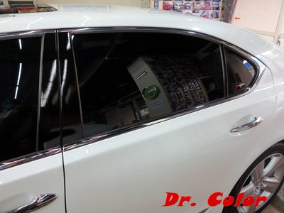 Dr. Color 玩色專業汽車包膜 Lexus LS460L 高亮黑_BC柱 / 水切