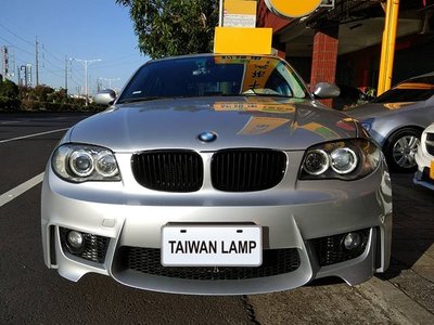 《※台灣之光※》全新BMW E81 E82 E87 E88 改台規1M 前保桿專用中間下通風網