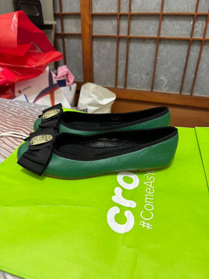 「 二手鞋 」 iki2 女版皮革平底鞋 23.5cm（綠）鐵3-2