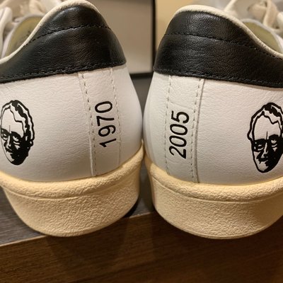 35周年ADIDAS SUPERSTAR 限量世界700雙名店系列第一雙全新正品US 10