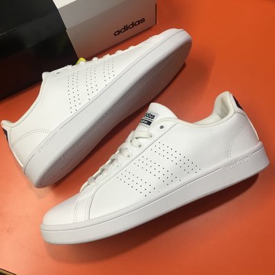 愛迪達 adidas 運動鞋 白鞋 運動休閒鞋 cloudfoam uk7.5~UK8.5