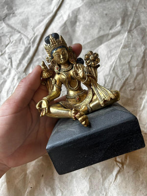 (二手)-清代度母高約9cm鎏金銅像尼泊爾老佛像尼泊爾收藏佛 古玩 擺件 老物件【靜心隨緣】502