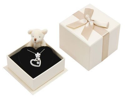 設計款熊有心米白色項鍊盒 戒指盒 婚禮小物盒 飾品盒 禮物盒 包裝盒 首飾盒 耳環盒 手鍊盒 盒子 批發