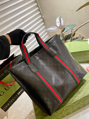 【二手包包】Gucci 23 新款 Tote 購物袋 面料 炒雞百搭實用的一款 喜歡的美妞趕快入手吧 店主推NO183443