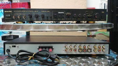 【小新的店】二手Sound Play卡拉OK伴唱Mixer數位迴音擴大機器 功放AV-680可作音視頻AV影像切換 220V適用