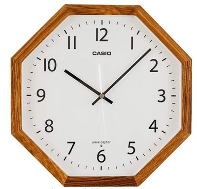 日本進口 好品質 正品   SIO卡西歐 木框八角造型掛鐘 牆上木色質感時鐘電波鐘鐘錶送禮禮品