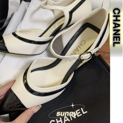 Chanel  香奈兒 尖頭高跟鞋中空時裝扣帶小香風涼鞋女2022新款細跟側空單鞋配裙子-SUNNY