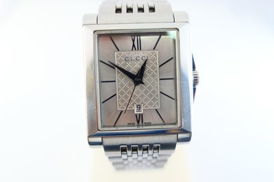 [吉宏精品交流中心]GUCCI 古馳 YA138501 長方形 不鏽鋼 石英 女錶