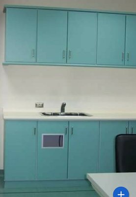 亞毅 06-2219779全省服務 室內裝潢 隔間 推拉門 藍色吊櫃 歐化流理台 系統廚具 塑膠木紋地板