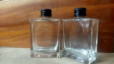 台灣製-玻璃小方瓶-200ML-48支/試用瓶/樣品瓶/密封瓶/藥酒瓶