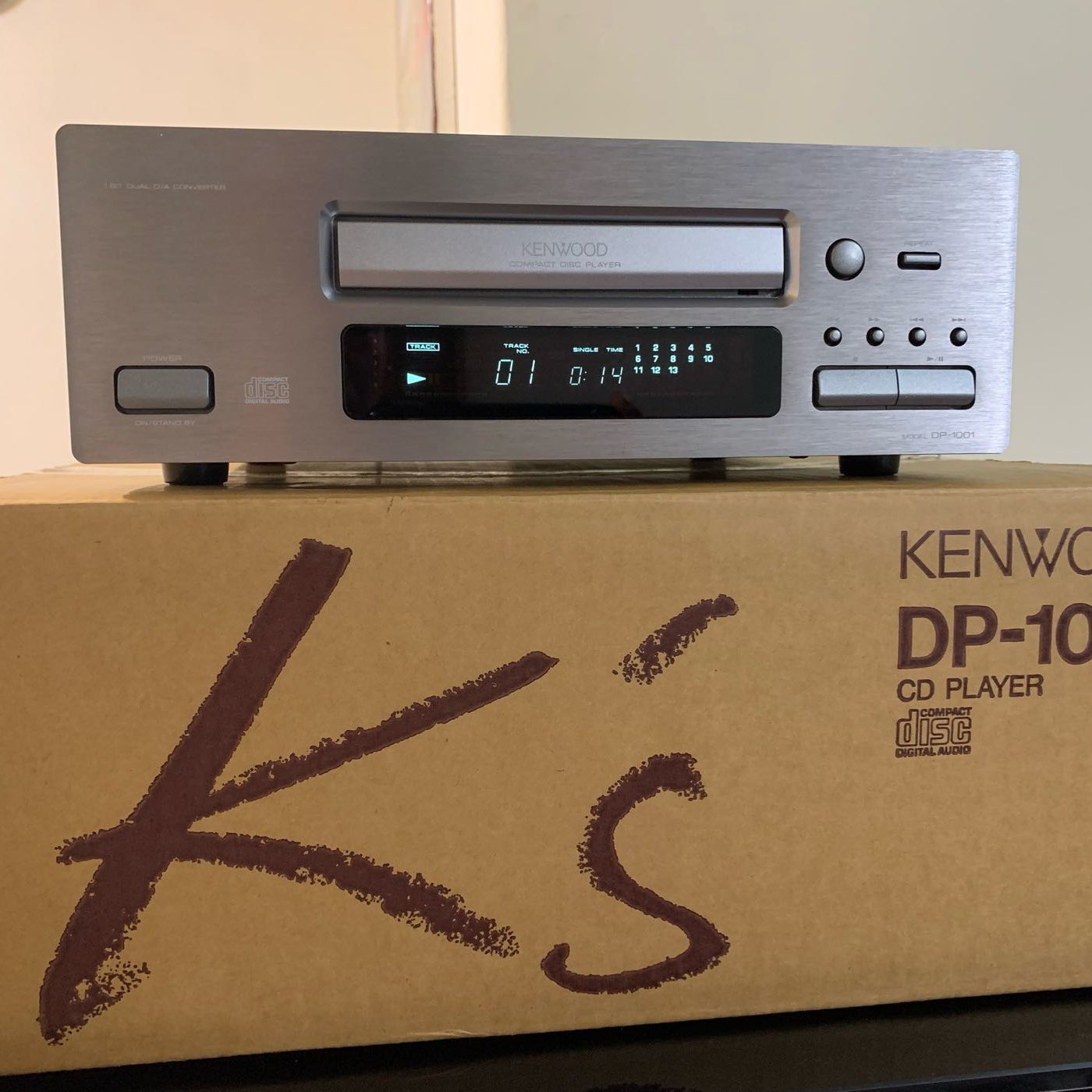 [整體優] KENWOOD DP-1001 經典微型CD PLAYER | Yahoo奇摩拍賣