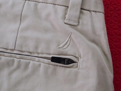 NAUTICA 淺卡其色 彈性布料 窄管 休閒長褲 (W32) #4086 (一元起標 無底價)