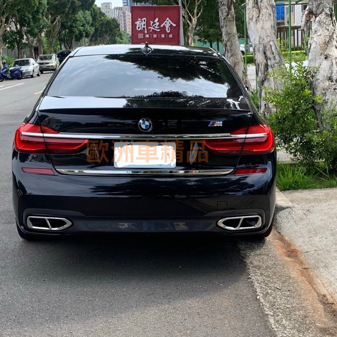 歐洲車精品bmw G11 G12 M Tech 不鏽鋼鋼琴烤漆黑汰黑4出尾飾管尾管另有尾翼後視鏡 Yahoo奇摩拍賣