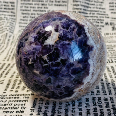C1301天然紫水晶球擺夢幻紫色水晶居家飾品，原石打磨，隨手 水晶 擺件 原石【天下奇物】2547