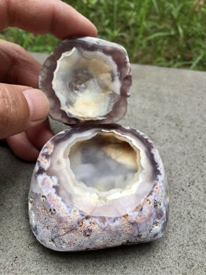 情話水晶~珍藏天然巴西原礦深海珊瑚玉化瑪瑙聚寶盆