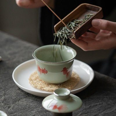 現貨熱銷-三怡景德鎮純手繪蓋碗復古金魚手工陶瓷茶杯茶碗茶具套裝家用