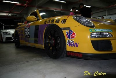 Dr. Color 玩色專業汽車包膜 Porsche 997 GT3 車身客製化 (3M 1080)