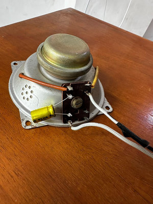德律風根1954年經典4寸中高音鈷磁小喇叭音箱，從今天開始，