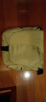 （雜物）Gregory diablo 筆電側背包，全新品，原價4800低價起標（52367）