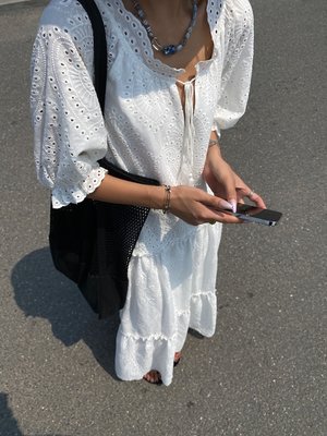 ． NL Select Shop ．法式重工刺繡氣質長裙 白色連身裙 度假洋裝