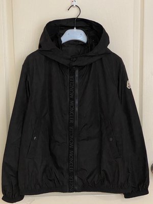 多種穿法 全新超美 Moncler logo  hooded jacket 黑色風衣12A現貨