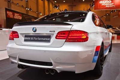 【樂駒】BMW 原廠 E92 M Performance 碳纖維 尾翼 M3 335i 320i 325i 328i