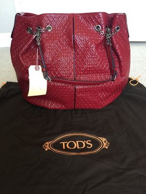 【美國精品館】TOD'S Signature Bag 漆皮真皮壓紋 黑色 肩背包/水桶包