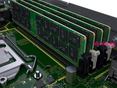 三星 8GB 1RX8 PC4-2400T伺服器記憶體 純ECC M391A1K43BB1-CRCQ