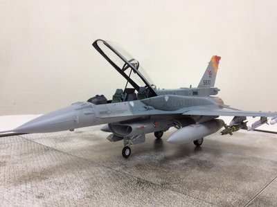 F16v(可代工各比例陸海空軍模型）1/48台灣空軍F16v塗裝，超前部署，讓你領先擁有！意者請電：0975-30768