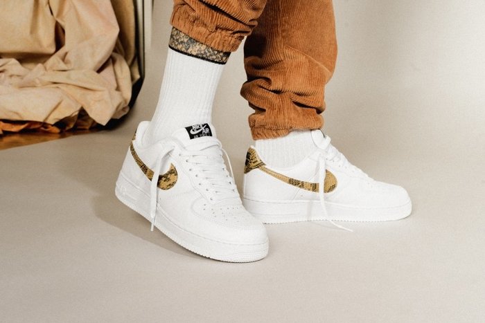 white air force 1 outfit men