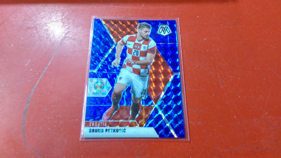 XN】2021 Mosaic UEFA Euro Soccer【Bruno Petkovic】限量99張 藍亮平行卡
