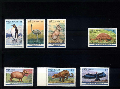 【二手】 135，越南1985年發行阿根廷國際郵展 南美動物鳥獸兀鷲企 郵票 小型張 郵品【奇摩收藏】