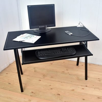 黑色馬鞍大鍵盤工作桌120公分附充電插座/電腦桌/書桌
