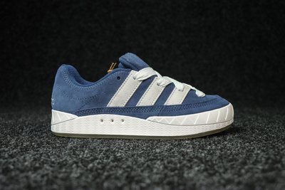 Adidas 鯊魚麵包鞋 藍淺灰 貨號GY2088