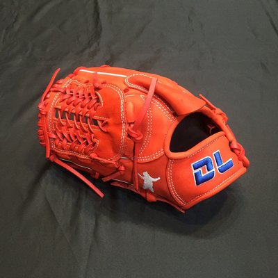 棒球世界 全新DL 職業組棒壘球用投手用手套特價紅色 小熊系列 特價11.75吋反手用