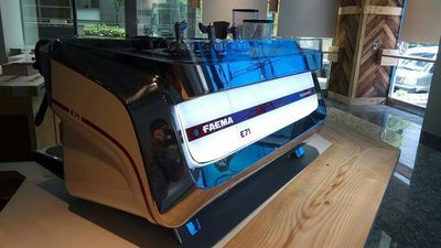 【COCO鬆餅屋】 FAEMA E71 半自動營業用咖啡機(公司貨)非水貨 分期優惠實施中