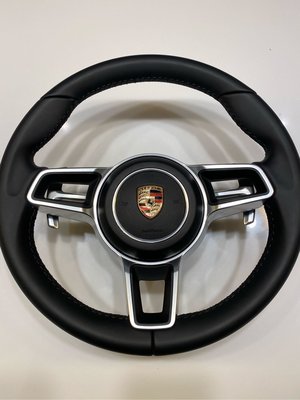 Porsche 718 運動版方向盤