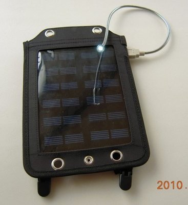 ．【庫存太陽能板】DIY 5v~6V 200mA 電池充電用╭° 加送USB LED 軟管燈＊
