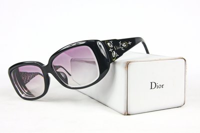【古物箱】法國品牌 Dior 鑲鑽 板料框 塑膠框 粗框 黑框 太陽眼鏡 ( 二手 古著 )