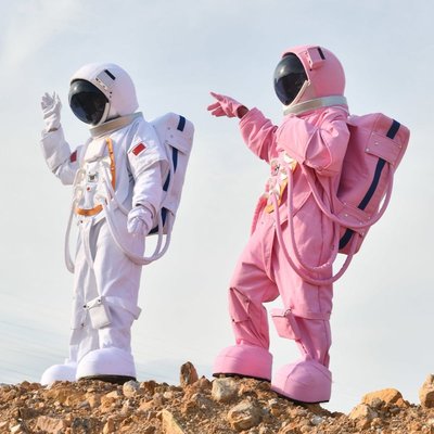 熱銷 蔓越小鋪宇航服太空服卡通人偶服裝航天員婚紗拍照表演道具兒童宇航員衣服