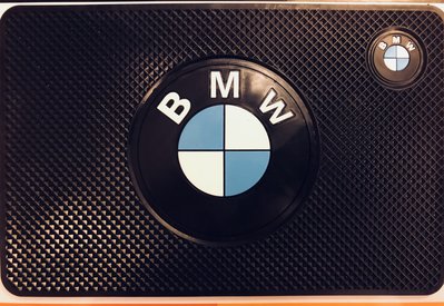 ♫『 新款 BMW 專屬車標 車用 止滑墊 手機 防滑墊 置物墊 』 218 318 520 X1 X3 X5 X6