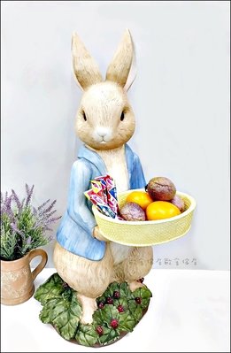 鄉村風大型彼得兔子果盤花器擺飾品 高80公分波麗製比的兔手繪藍色衣服兔撲滿存錢筒公仔裝飾品收藏生日送禮品【歐舍傢居】