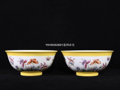 清雍正琺瑯彩蝶戀花紋碗一對，高6.5×15公分R10600-1779