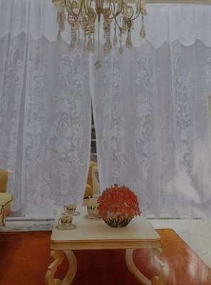 三寶家飾~玫瑰花窗簾紗風水簾窗桿式二片式尺寸:300*170公分，共二色，一片可當可當風水簾