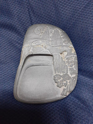 寒武紀文物~早期石製硯台~m65