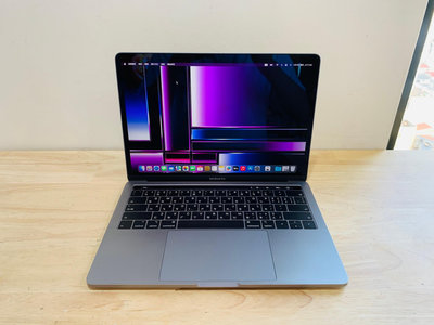 台中 2019年 全新電池 MacBook Pro 13吋 i5 (1.4) 8G 128G 太空灰 蘋果電腦 1次