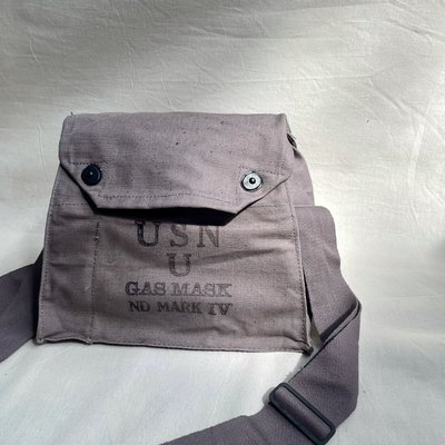 美軍公發 40s US Navy U gas mask IV Bag 防毒面具包 側背包 老件 古著 vintage