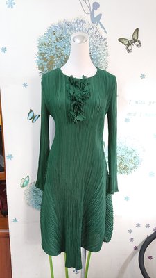 LORANZO ROMANZA 皺褶綠色洋裝/連身裙(A19)
