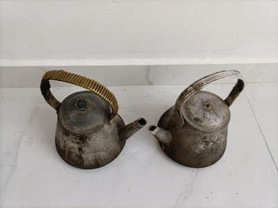 【二手】鑄鋁水壺二個 老貨舊貨 收藏品28900【李掌櫃】