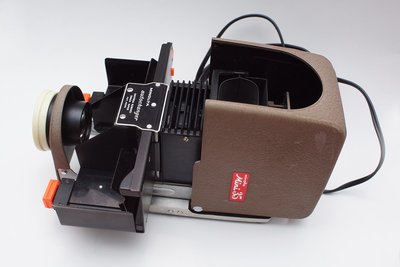 [黑水相機] Minolta mini 35 幻燈機 正片投影機 含autochanger快速換片器